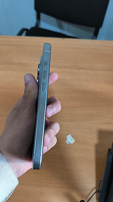 şabran telfon: IPhone 15 Pro, 128 GB, Mavi, Face ID — 4