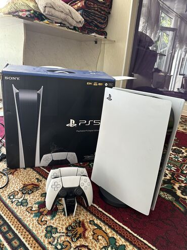 PS5 (Sony PlayStation 5): PlayStation 5 slim В идеальном состоянии 850г ссд 2жостика