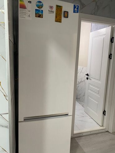 купить полки для холодильника: Холодильник Beko, Двухкамерный, No frost