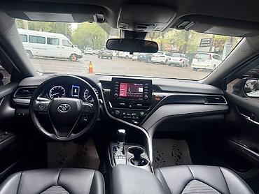 Унаа: Toyota Camry: 2022 г., 2.5 л, Автомат, Бензин, Седан — 4