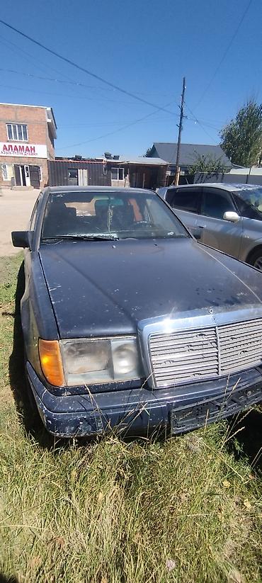 e60 m5: Mercedes-Benz W124: 1985 г., Седан — 4