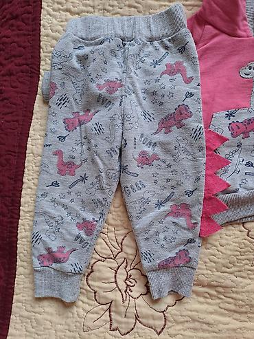 Uşaqlar üçün digər geyimlər: Pino Baby “Dino” kapüşonlu iki hissəli körpə dəsti. Köynək təzədir — 4