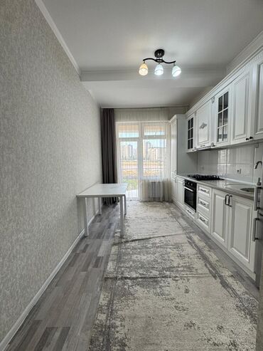 сдаю квартиру район политех: 2 бөлмө, 74 кв. м, Элитка, 2 кабат, Евроремонт