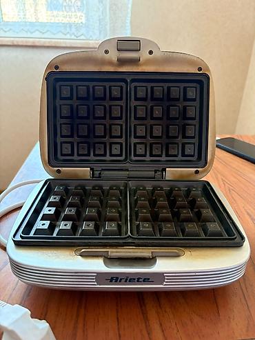 Ariete Party Time Waffle Maker satılır. Orijinal, işlək vəziyyətdədir