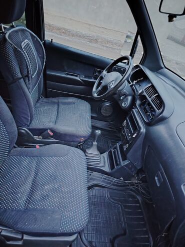 Daihatsu: Daihatsu Move: 2000 г., 1 л, Механика, Бензин, Минивэн — 3