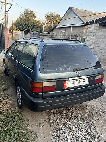 Volkswagen: Volkswagen Passat: 1989 г., 1.8 л, Механика, Универсал — 2