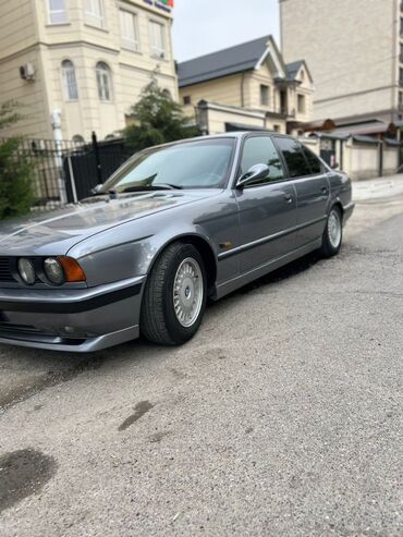 решетка е34: BMW 5 series: 1994 г., 2.5 л, Механика, Бензин, Седан