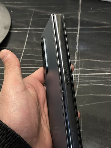 телефон на запчасть: Samsung Galaxy Z Fold 4, Колдонулган, 256 ГБ, 2 SIM