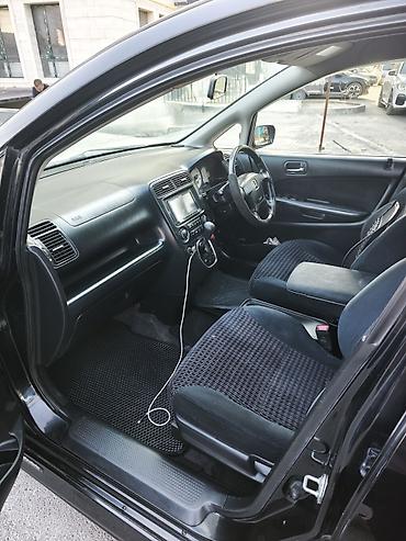 2003: Honda Stream: 2003 г., 1.7 л, Автомат, Бензин, Минивэн — 4