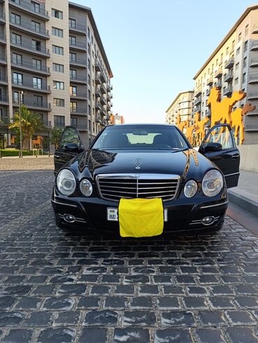 mercedes eshka: Mercedes-Benz E 220: 2.2 l | 2006 il Sedan