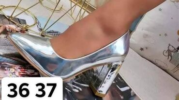 Salonke: Salonke, 36 — 8