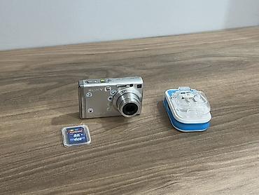 sony kamera: Цифровой фотоаппарат Sony Cyber‑shot (серебристый) + карта памяти SD 4 — 2