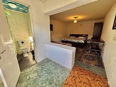 Бөлмөлөр: 🏡 гостевой дом МАДАГАСКАР в Чолпон-Ате! Сдаю простые, чистые и — 2