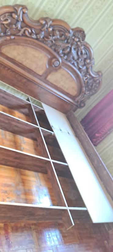 matras taxt ucun: Klassik üslubda 2 nəfərlik taxt, bazalıdır.Matrası yoxdur.180-200 — 9