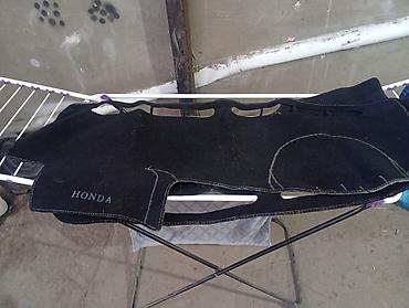 Накидки на панель: Ворсовые Накидка на панель Honda, цвет - Черный, Б/у, Самовывоз — 2
