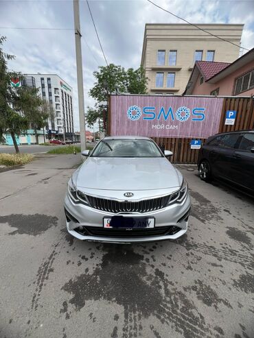 Легковой транспорт: Сдаю в аренду: Легковое авто
