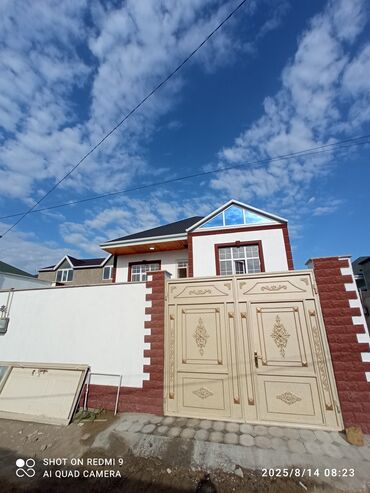 ucuz heyet evi: 3 otaqlı, 140 kv. m, Yeni təmirli