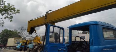 Sbor motorlar və silindr başlıqları: Ağır texnika üçün dizel mühərriki - 6 silindrli, V tipli quruluş - — 12