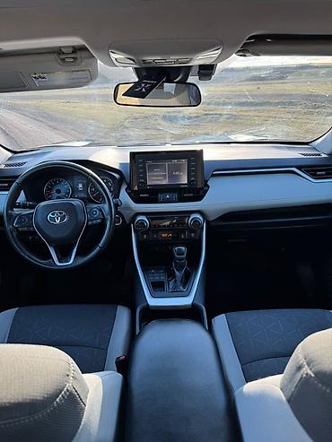Toyota: Toyota RAV4: 2021 г., 2.5 л, Автомат, Бензин, Кроссовер — 17