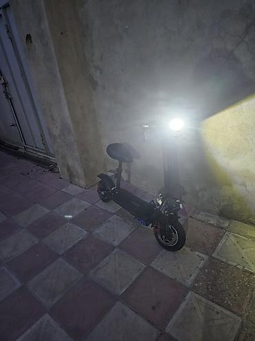 Elektrikli samokatlar: İşlənmiş Elektrik samokat 10", 501 - 750 Vt, 36 - 45 km/s, Ünvandan götürmə — 3