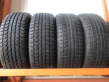 кемпинг дом на колесах: Шиналар 215 / 55 / R 17, Кыш, Комплект, Жеңил унаалар, Кытай, Maxtrek