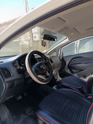 Kia: Kia Rio: 1.4 l | 2013 il Hetçbek — 9