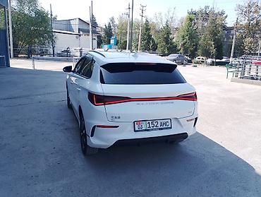 дайво ети: BYD E2: 2024 г., Робот, Электромобиль, Кроссовер — 5