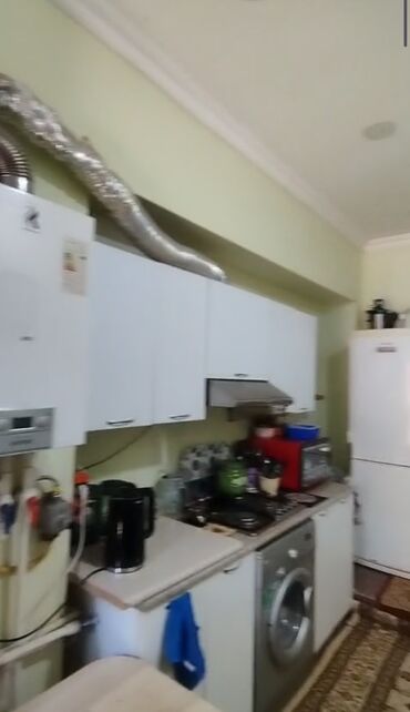 Həyət evləri və villaların satışı: Binəqədi qəs. 1 otaqlı, 45 kv. m — 2