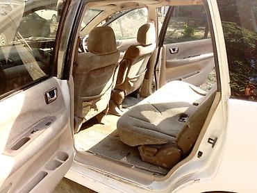 портер 2 салон: Mitsubishi Chariot: 1998 г., Минивэн — 8