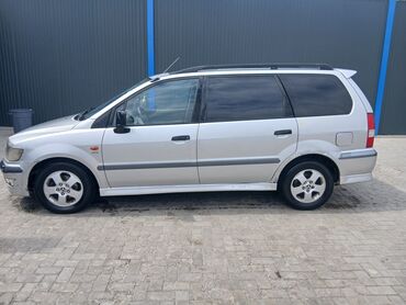 купить бокс на крышу автомобиля бу: Mitsubishi Space Wagon: 2000 г., 2.4 л, Механика, Бензин, Вэн/Минивэн