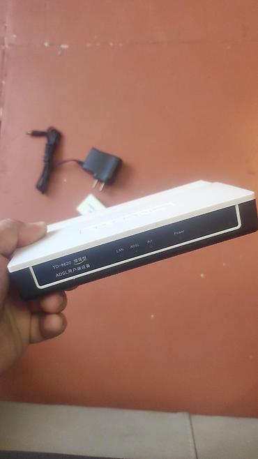 Модемы и сетевое оборудование: TP-Link TD-8620 ADSL Modem (Ver. 2.1) Xüsusiyyətlər: - Model: TD-8620 — 1