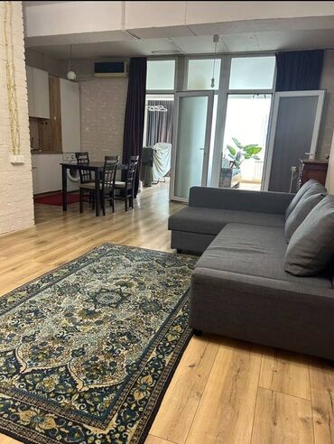 куплю 2х комнатную квартиру в бишкеке: 2 комнаты, 70 м², Элитка, 2 этаж, Дизайнерский ремонт