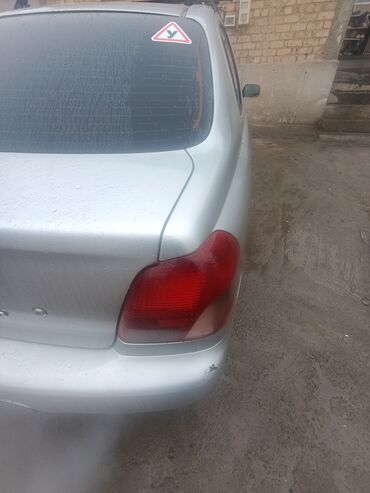 Toyota: Toyota Vitz / Platz / Yaris / Echo: 2001 г., 1.5 л, Автомат, Бензин, Седан — 6