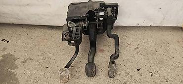 ratkapne 17: PAPUCA PEDALA GASA KVACILA ZA FIAT STILO ZA 2003. GOD — 1