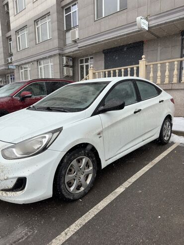 Hyundai: Hyundai Accent: 2011 г., 1.6 л, Механика, Бензин, Седан