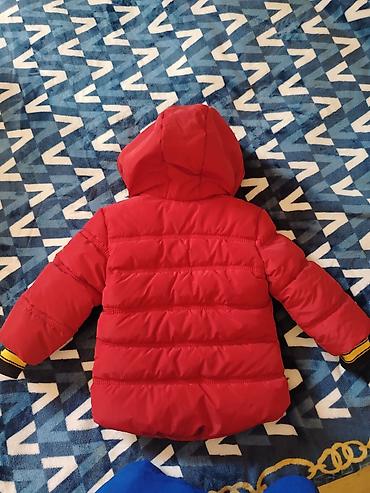 Верхняя одежда: Uşaq üçün qış kurtkasi içi tüklüdur hardasa 1 yas yarımlıq üçündür 40 — 2