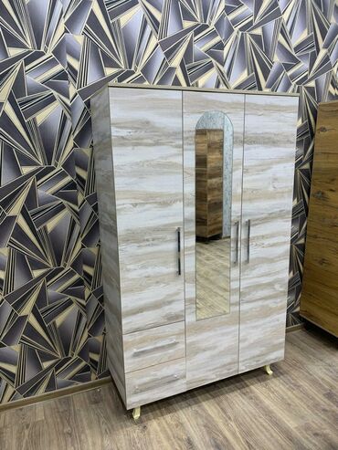 Dolablar: Yeni, Açılan, 3 qapılı Düz dolab, Qarderob, paltar dolabı — 7