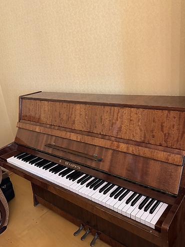 klaviatura oyuncağı: Belarus (Беларусь) upright pianino - Modell: Belarus akustik dik — 2