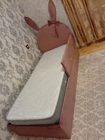 İkimərtəbəli uşaq çarpayıları: Oğlan və qız üçün, Çarpayı, Matras ilə, Siyirməli, Taxta — 13