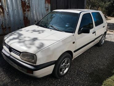 спринтер грузовой средний база: Volkswagen Golf: 1993 г., 1.8 л, Механика, Бензин, Хэтчбэк