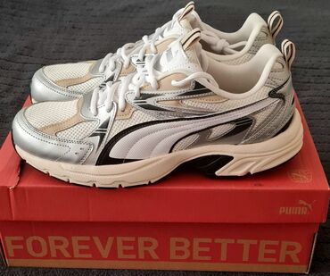 Krasofkalar və idman ayaqqabıları: Puma Milenio Tech ağgümüşübejiviy rənglərin qarışığıdır — 3