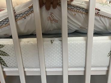 usag bewiyi: Oğlan və qız üçün, Yeni, Dördbucaq, Beşik, Dəst ilə, Matras ilə, Yellənmə mexanizmi ilə — 4