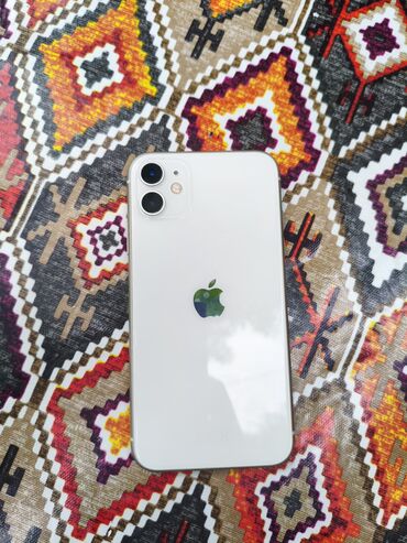 Apple iPhone: IPhone 11, 64 GB, Ağ, Face ID