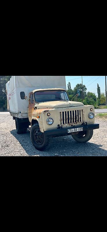 Çadırların icarəsi: Yük maşını – tentli platforma - Marka/model: GAZ-53 (klassik ön — 4