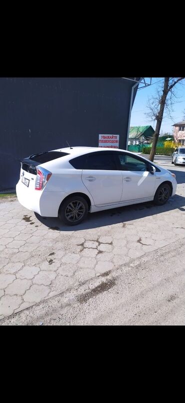 авто легковой: Toyota Prius: 2012 г., Гибрид, Хэтчбэк