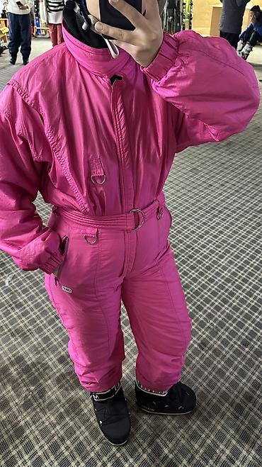 Спортивные костюмы: Продаю лыж костюм Цвет 🩷 отдам за 3000с Размер 38 (EU) Попа — 1