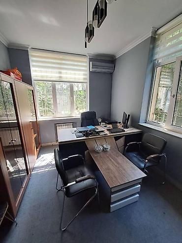 Kommersiya daşınmaz əmlakı: İcarəyə verilir 2 otaqlı ofis 200 m², Gənclik m. Daha 7 şəklə bax — 3