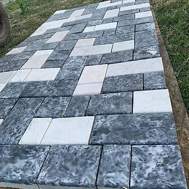 Тротуарная плитка: Брусчатка под мрамор (вибролитая) - Форма: набор прямоугольников и — 10