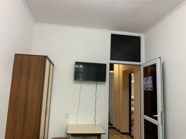 срочно продаю дом баят: Коттедж, БАЙСАЛ ЦО Золотые пески, Чолпон-Ата, Парковка, стоянка, Охраняемая территория, Баскетбольная площадка