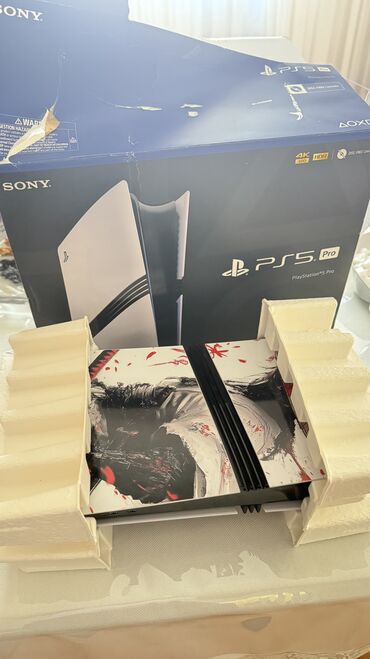 флай 5 guud телефон: Playstation 5 Pro 2TB ! Baha satılma səbəbi 2illik qızıl